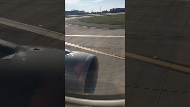 Airbus A320 Prague Vaclav Havel airport, departure, take off смотреть онлайн