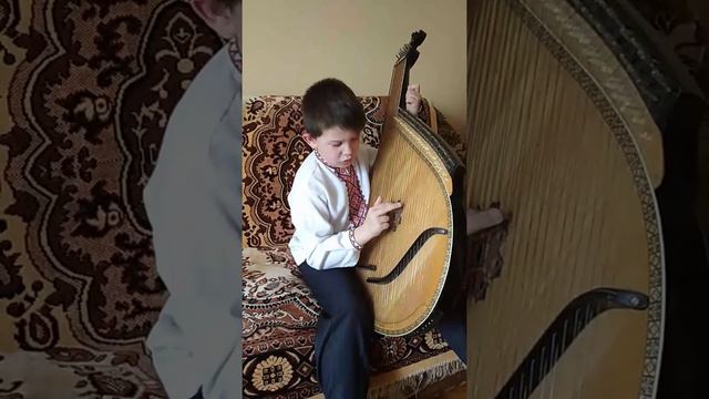 Пошли нам Боже. Музика Григорія Китастого, слова Катерини Перелісної, Боднар Антон. смотреть онлайн