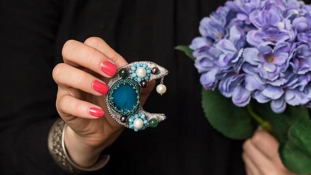 Украшения, кольца, броши, береты с вышивкой смотреть онлайн