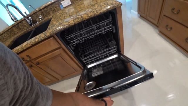 Американский дом на 4 спальни за 545 000$ / Флорида / Недвижимость в США смотреть онлайн