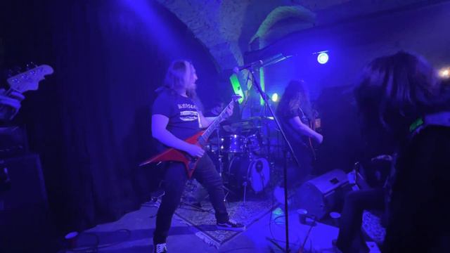 Spit Bile - MMC Charity Fest. Киев 26.11.2022. "The Crown" смотреть онлайн