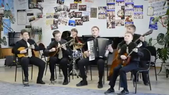 ансамбль РНИ "Виртуоз", МБУ ДО "ШИ № 43",В. Темнов "Веселая кадриль" смотреть онлайн