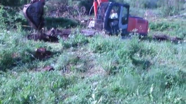 копаем пруд 2 продолжение видео часть 3