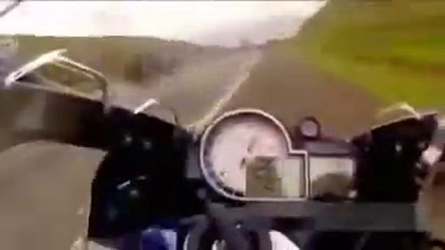 300 км в час. Мото. Покатушки. Бешеная скорость. смотреть онлайн