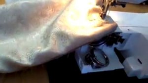 Если застряла иголка в машинке