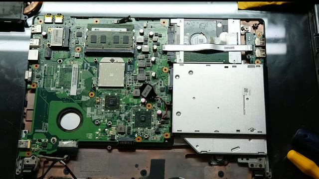 Acer Aspire 4252-V468 upgrade com sucesso! Processador V160 para o Phenom P840 ii triple core. смотреть онлайн