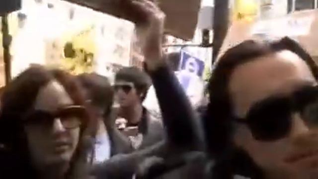 OCCUPY SAN FRANCISCO TAKES CHARLES SCHWAB - WOULD HE PEPPER SPRAY ME TODAY? смотреть онлайн