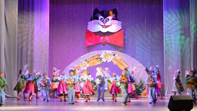 Веселится весь народ! Черный котенок 2016. Вечерка. смотреть онлайн