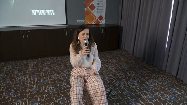 Сначала наденьте маску на себя.. смотреть онлайн