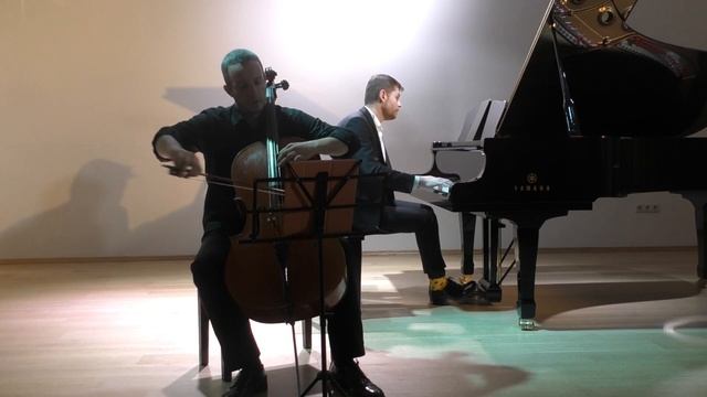 Барток. Румынские танцы, исп. Андрей ГУГНИН (фортепиано) и Евгений ТОНХА (виолончель) смотреть онлайн