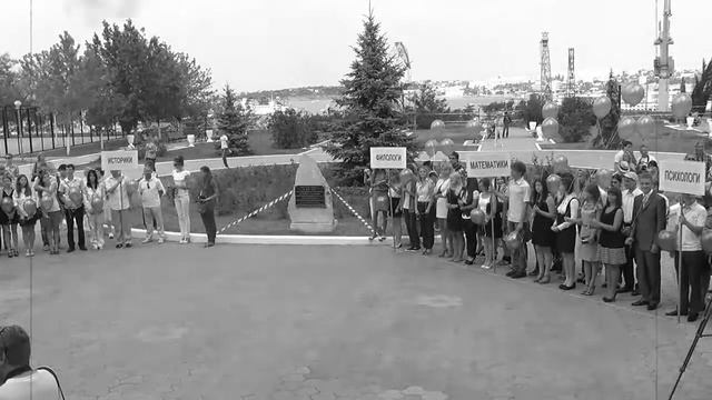 Чёрно-белое кино с тапёром смотреть онлайн