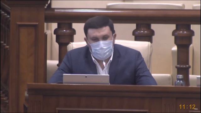 Судьям КС - да, врачам - нет. ПДС снова отказала в повышении зарплат медиков смотреть онлайн