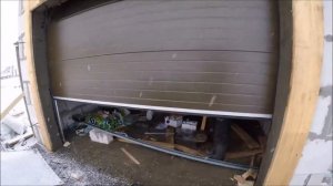 Установка подъемных ворот Дамаст с электроприводом в гараж д  Гари