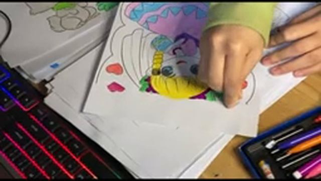 The girl uses black and white drawings and crayons to create beautiful pictures every day. Part 1 смотреть онлайн