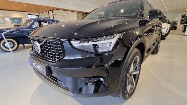 Volvo XC40 Modeljaar 2023 FACELIFT | B3 Mild Hybrid | Google смотреть онлайн