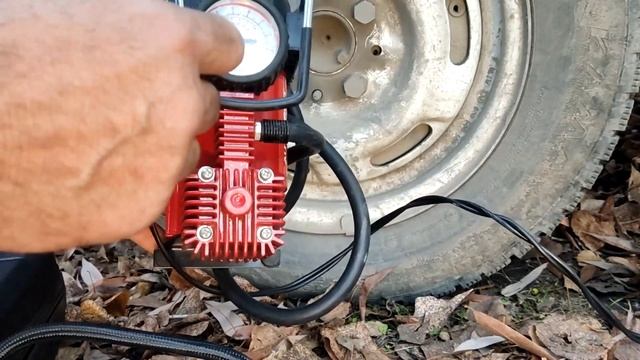 Автомобильный насос, с цифровым табло, с автоматическим отключением, с рем-комплектом. смотреть онлайн