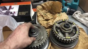 Замена компенсатора и корзины сцепления в Харлей-Дэвидсон 2007 г.