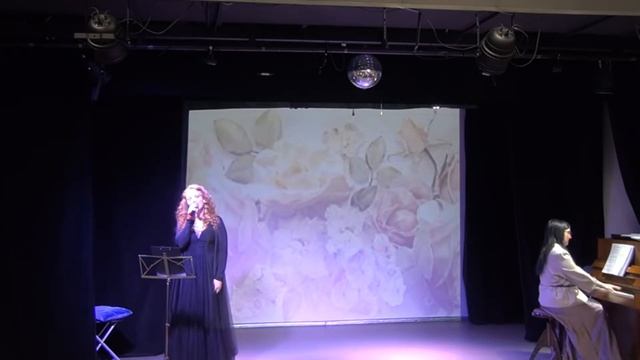" Нежный сонет"(романс) стихи ЛЮБАВЫ,муз.СЛАВИИ,исп.Даша Святова.акомп.автор. смотреть онлайн