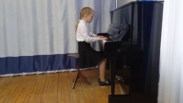 Трещева Надежда, 9 лет 1. И.С.Бах "Маленькая прелюдия", c-moll.2. Д.Кабалевский "Медленный вальс". смотреть онлайн