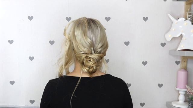 НИЗКИЙ ЭКСПРЕСС-ПУЧОК ИЗ ЛОКОНОВ | BRIDAL HAIRSTYLE FOR MEDIUM HAIR | PEINADOS ELEGANTES смотреть онлайн