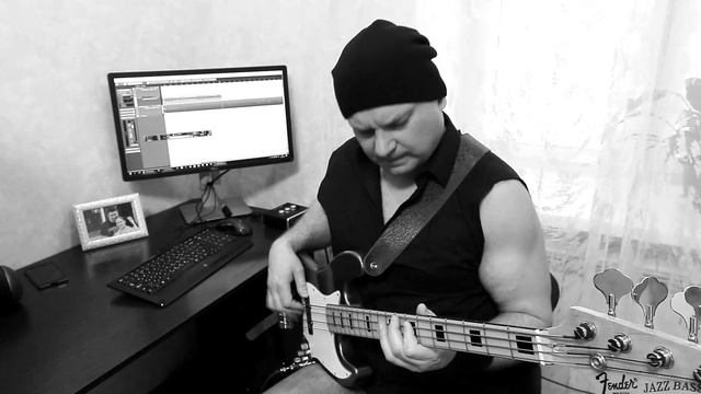 My Chemical Romance — NaNaNa Bass Cover