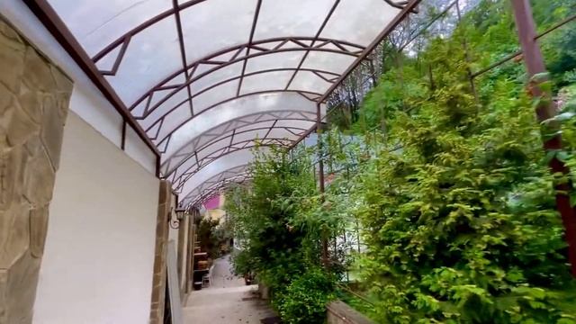 Дом в Сочи. 10 соток земли. Возле школы. смотреть онлайн