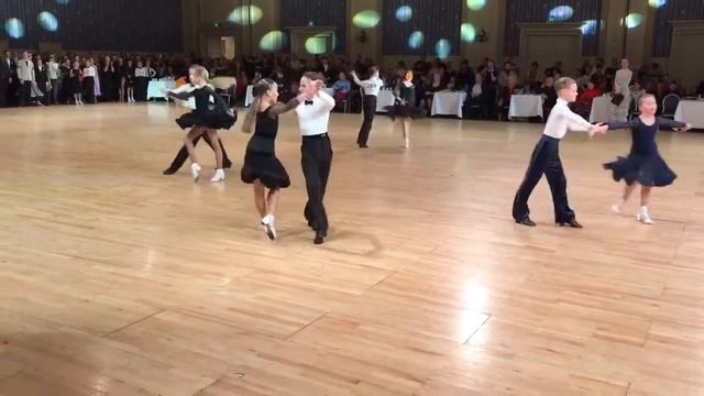 Чемпионы мира в категории Ювеналы 2, 2017 год, Ча-ча, Франция Диснейленд смотреть онлайн