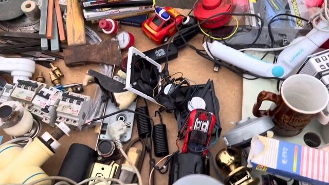 БЛОШИНЫЙ РЫНОК ТВЕРИ. ИЩЕМ ИНТЕРЕСНОЕ. БЛОШКА.