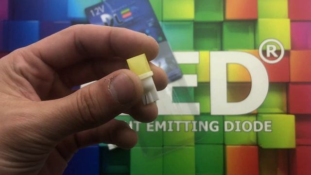 Автолампа светодиодная T10 - W5W - 1 COB 3D-2W смотреть онлайн