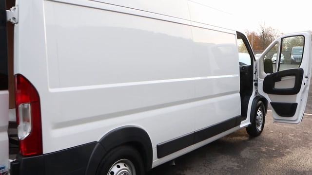 YJ64 JYF 2015 (64) PEUGEOT BOXER 435 PROF HEAVY EURO 5 130BHP 6 SPEED L3 H2 LWB HIGH ROOF PANEL VAN смотреть онлайн