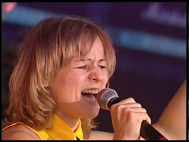 НАШЕСТВИЕ 2002: Cabernet Deneuve - Песня о погибших пилотах смотреть онлайн