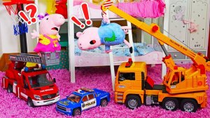 Свинка Пеппа и Джордж — кто из них выше? Видео для детей про игрушки Свинка Пеппа на русском языке