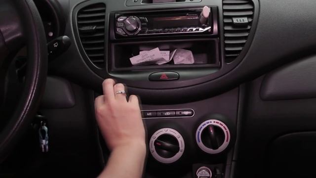 Дама за рулем или что должно быть в женской машине смотреть онлайн