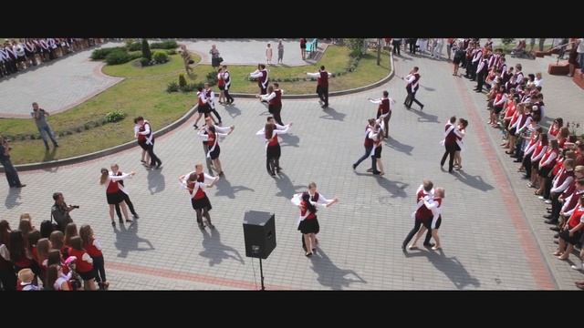 Выпускной вальс. Лицей №1 г. Лида смотреть онлайн