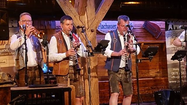 Party Krainer - Rennbahn-Express / Gremo v Portorož смотреть онлайн