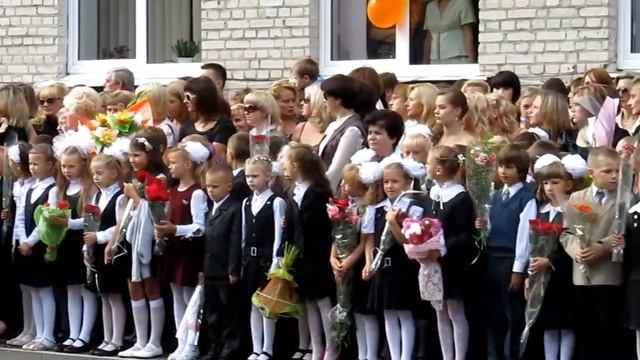 Брест,1.09.2012 Линейка в гимназии 6,Южный городок смотреть онлайн