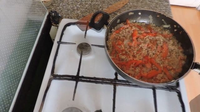 МАКАРОНЫ ПО-ИСПАНСКИ / ЛЕГКИЙ РЕЦЕПТ ДЛЯ НАЧИНАЮЩИХ смотреть онлайн