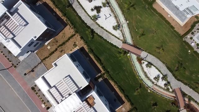 ? Продажа готовых 2+1 апартаментов в элитном комплексе на Северном Кипре в 3х минутах от пляжа смотреть онлайн