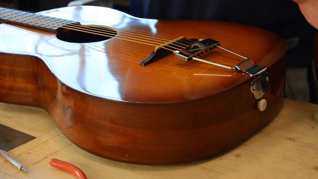 Tailpiece da archtop o stoptail avvitato? Ecco cosa cambia смотреть онлайн