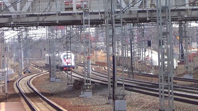 Скоростной электропоезд ЭВС1-05 "Сапсан" №766 "Москва - Санкт Петербург" смотреть онлайн