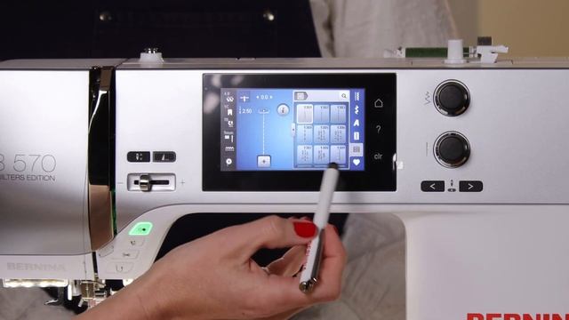 Bernina 570 QE Sewing Machine Review смотреть онлайн