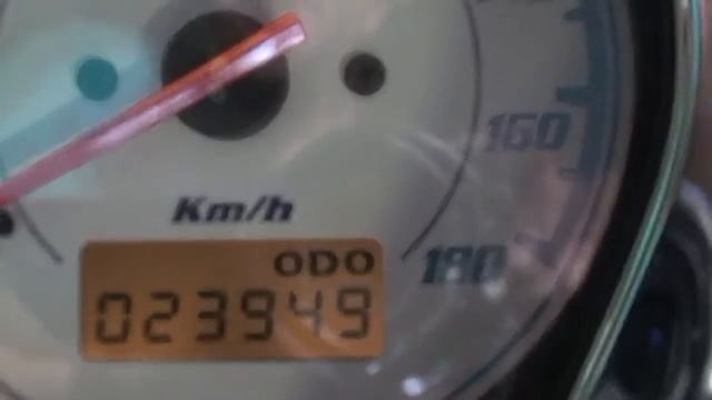 K5609 YAMAHA DRAGSTAR 400 смотреть онлайн