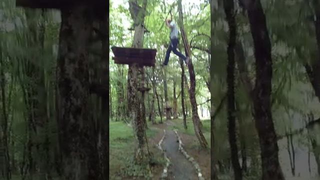 Веревочный парк возле Красной Поляны смотреть онлайн