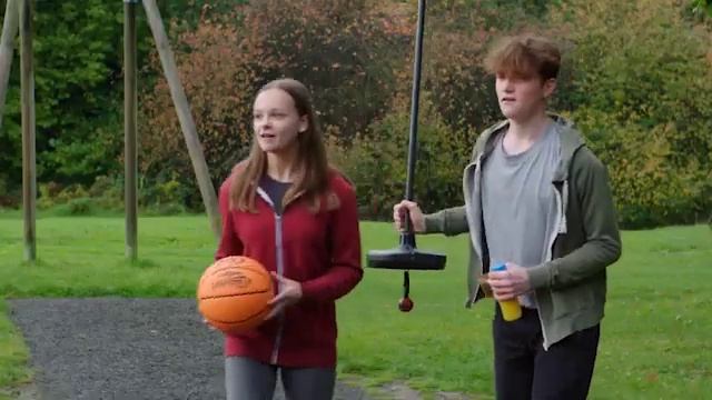 Go Getter 3 (Team up 6 класс) Unit 4.2 Harry was playing tennis Part 1 смотреть онлайн