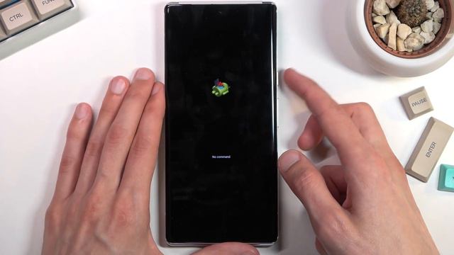 How to Hard Reset GOOGLE Pixel 6 - Factory Reset in Recovery Mode смотреть онлайн