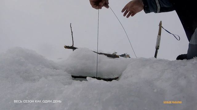 ВЕСЬ СЕЗОН КАК ОДИН ДЕНЬ / Подлёдная рыбалка 2020 смотреть онлайн