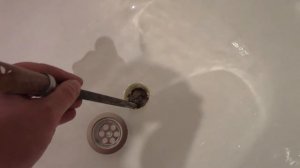 Реставрация ванны без снятия сифона.