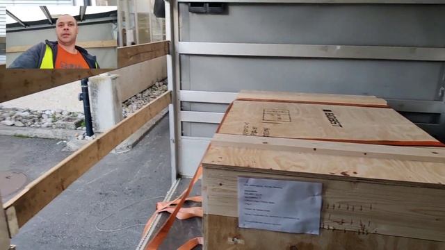 Работа на Бусе в Европе. Авто стоп, Швейцария - Италия. Подвёз туристов. Работа водителем смотреть онлайн