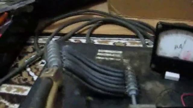 Испытание самодельного сварочного инвертора на нихромовой нагрузке. смотреть онлайн