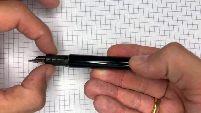 Перьевая ручка Montblanc Starwalker